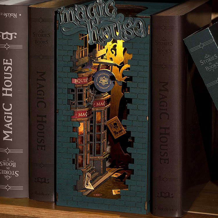 DIY BOOK NOOK MAGIC HOUSE - Click Image to Close